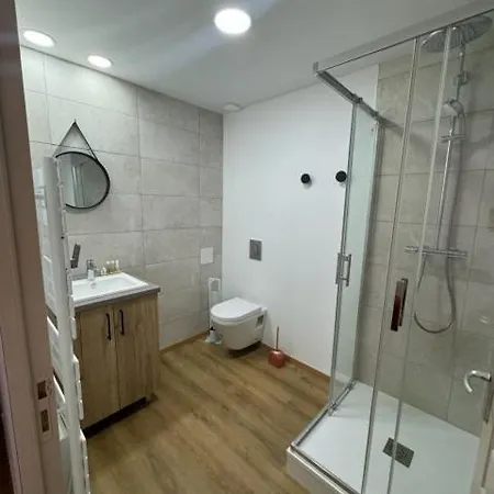 Au Coeur De Oda ve Kahvaltı 3*